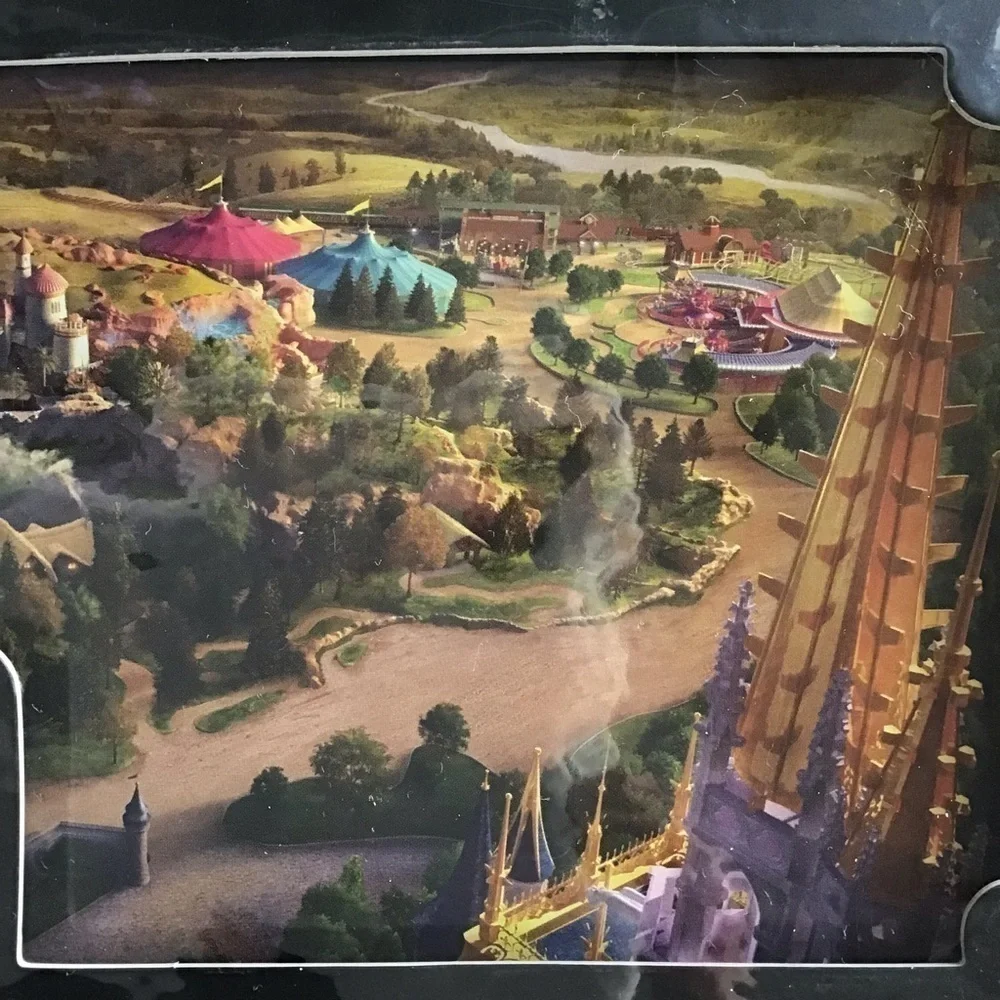 Disney Fantasyland Pin & Litho Magic Kingdom 2012 Grand Opening Cast Member NEW - Picture 7 of 13